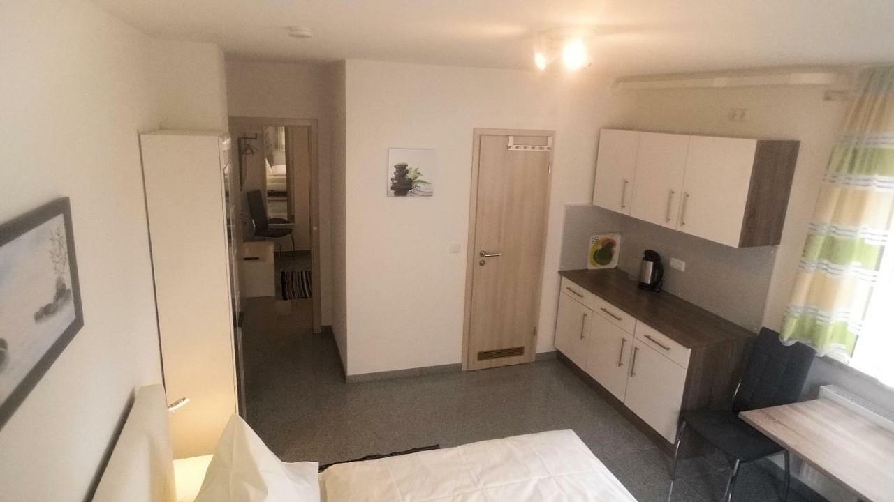 Haus Zum Schlosspark Veitshöchheim Exteriör bild