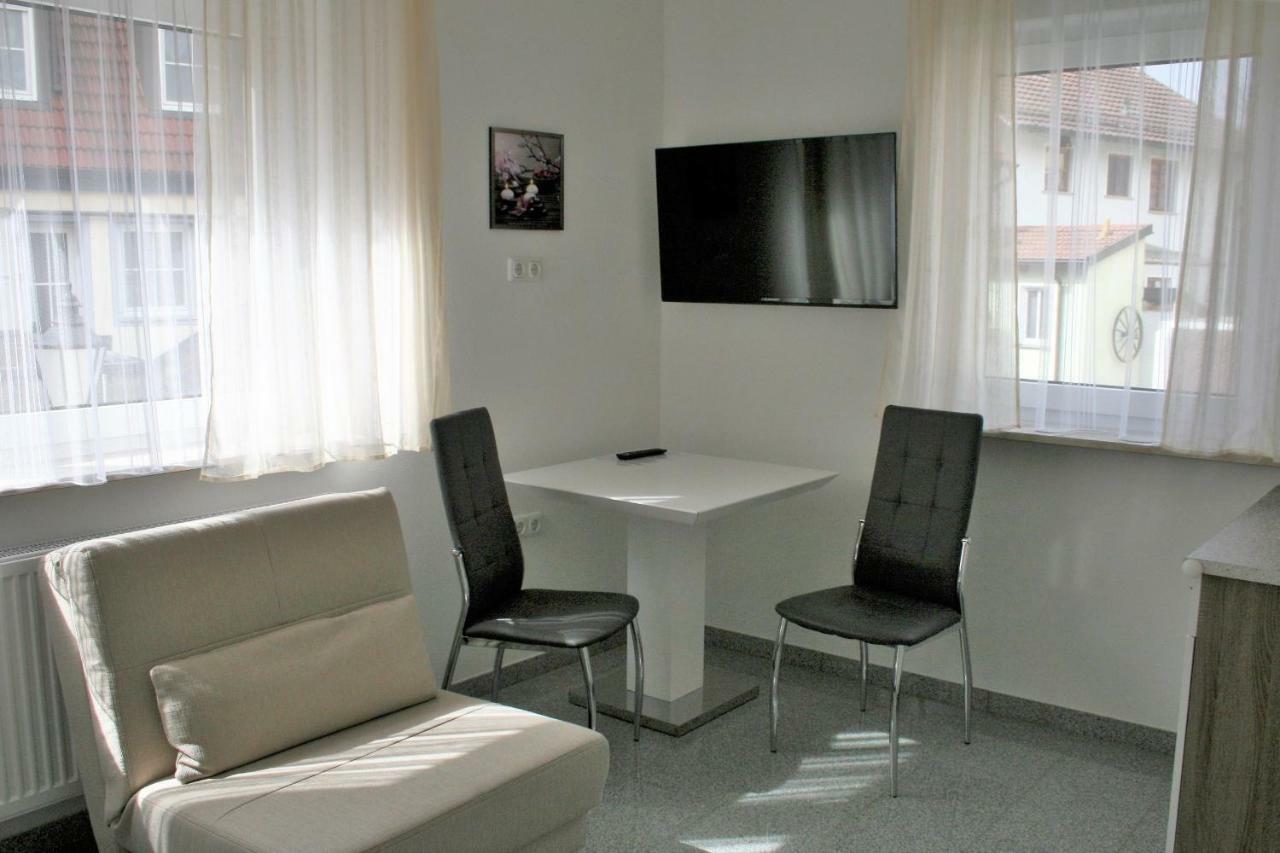 Haus Zum Schlosspark Veitshöchheim Exteriör bild